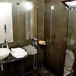 호텔 Leivatho 스보로나타