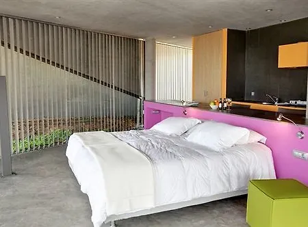 Otel Leivatho