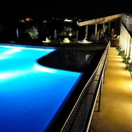 Hotel Leivatho